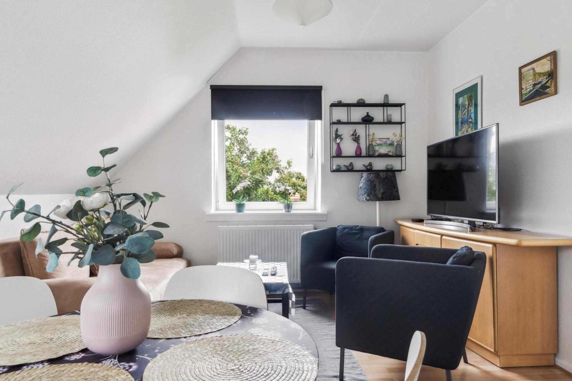 Lovely Top Floor Apart Copenhagen Near Airport, Metro And The Beach Bagian luar foto